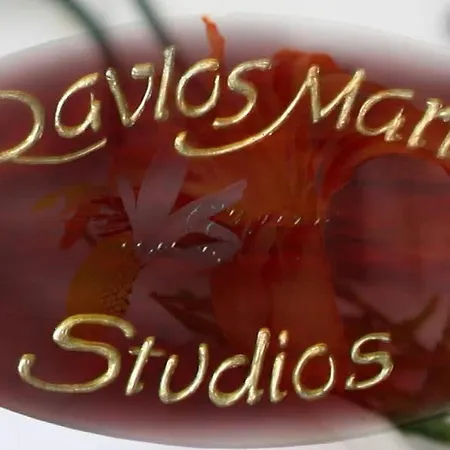 Pavlos Maria Triple Daire